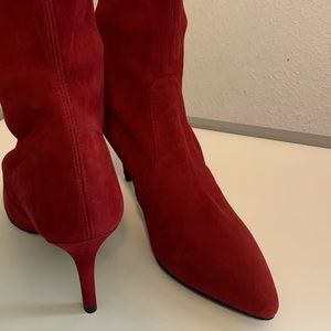Stuart Weitzman suede boodies ❤️ WREN 75
